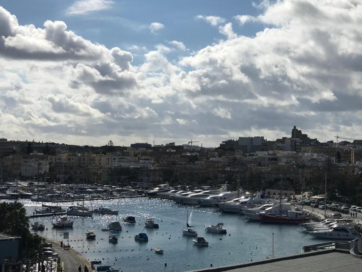 Sir William Strand Apartamento Gzira Exterior foto